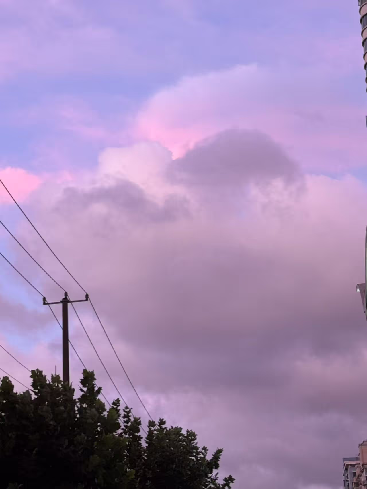 粉色天空